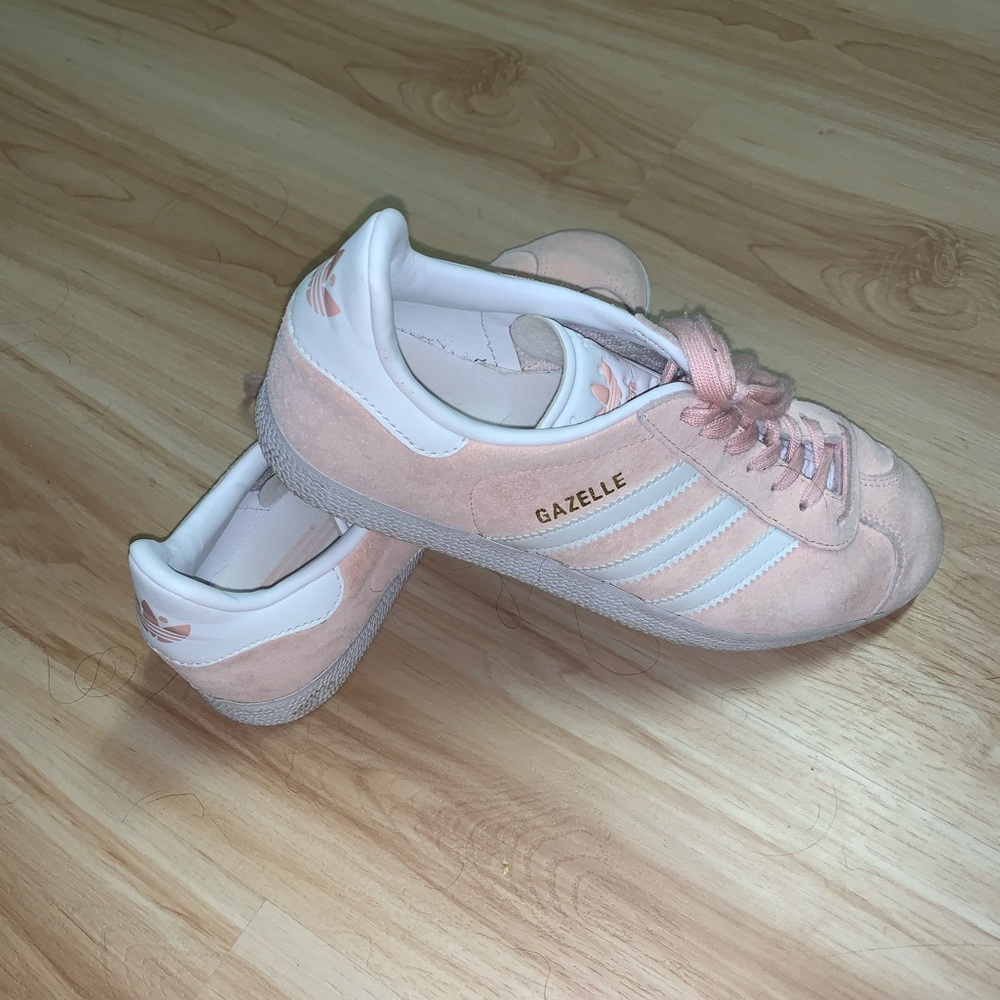 Vapour Pink White Gold Metallic Adidas Gazelle